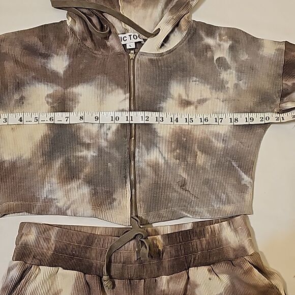 TIC TOC tie dye sweatpant/hoodie set large - Picture 6 of 11